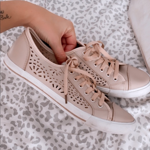 unisa shoes marshalls